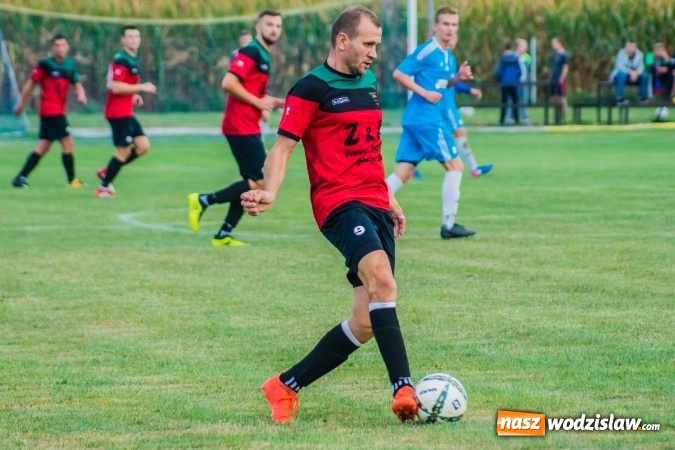 Zdjęcie w galerii na portalu naszwodzislaw.com: Strzelecki wróć! Czarni Gorzyce na kolanach w Krzyżanowicach wiadomości z regionu