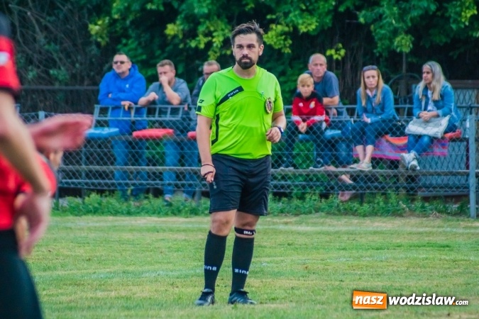 Zdjęcie w galerii na portalu naszwodzislaw.com: Strzelecki wróć! Czarni Gorzyce na kolanach w Krzyżanowicach wiadomości z regionu