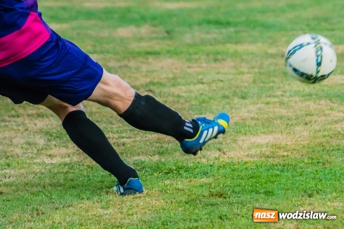 Zdjęcie w galerii na portalu naszwodzislaw.com: Strzelecki wróć! Czarni Gorzyce na kolanach w Krzyżanowicach wiadomości z regionu