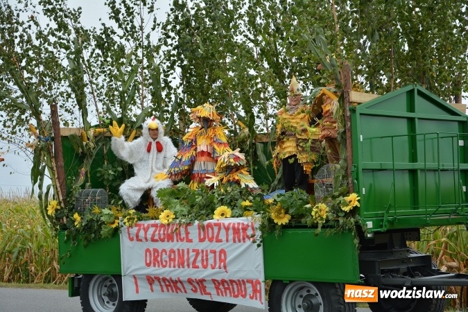 Zdjęcie w galerii na portalu naszwodzislaw.com: Gminne Dożynki w Gorzycach. Górnicy nieśli koronę wiadomości z regionu