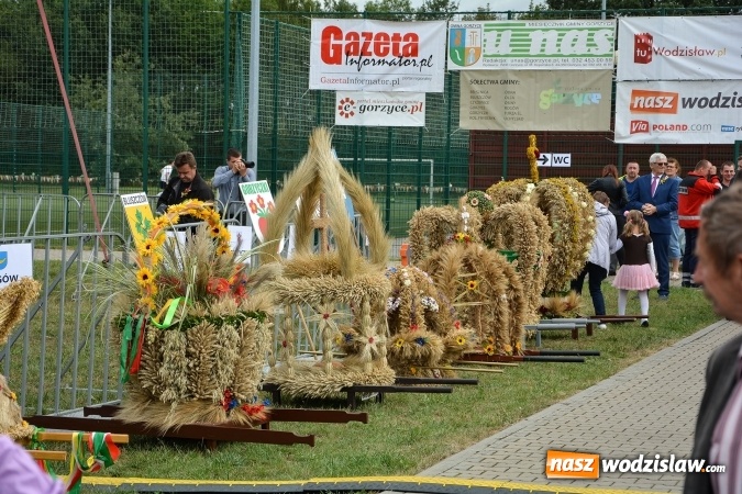 Zdjęcie w galerii na portalu naszwodzislaw.com: Gminne Dożynki w Gorzycach. Górnicy nieśli koronę wiadomości z regionu