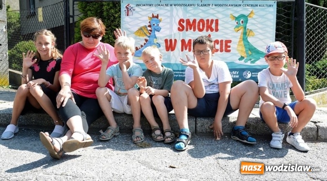 Zdjęcie w galerii na portalu naszwodzislaw.com: WCK realizuje projekty z programu Inicjatyw Lokalnych wiadomości z regionu