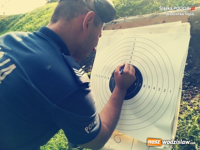 Zdjęcie w galerii na portalu naszwodzislaw.com: Policjanci z Wodzisławia doskonalili swe umiejętności strzeleckie wiadomości z regionu