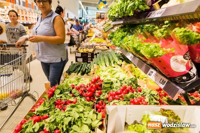 Zdjęcie w galerii na portalu naszwodzislaw.com: Radlin ma Lidla. Tłumy na otwarciu sklepu wiadomości z regionu