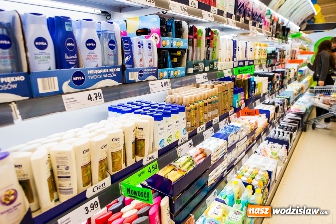 Zdjęcie w galerii na portalu naszwodzislaw.com: Radlin ma Lidla. Tłumy na otwarciu sklepu wiadomości z regionu