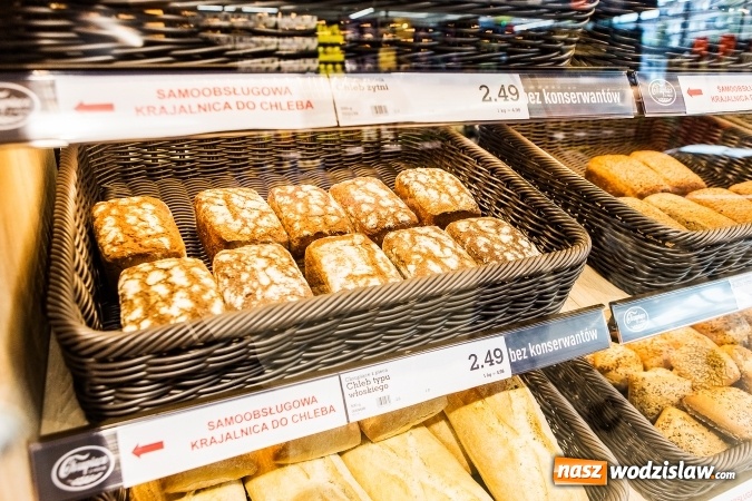 Zdjęcie w galerii na portalu naszwodzislaw.com: Radlin ma Lidla. Tłumy na otwarciu sklepu wiadomości z regionu