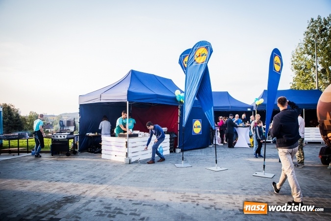 Zdjęcie w galerii na portalu naszwodzislaw.com: Radlin ma Lidla. Tłumy na otwarciu sklepu wiadomości z regionu