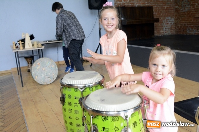 Zdjęcie w galerii na portalu naszwodzislaw.com: Akcja Lato w WCK pełna wrażeń wiadomości z regionu