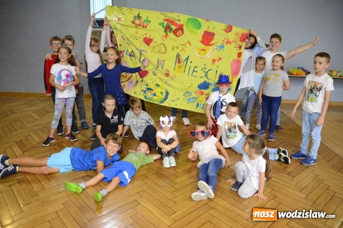 Zdjęcie w galerii na portalu naszwodzislaw.com: Akcja Lato w WCK pełna wrażeń wiadomości z regionu