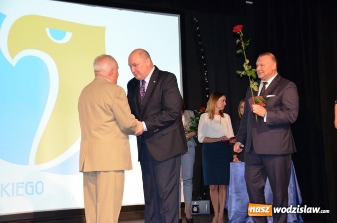 Zdjęcie w galerii na portalu naszwodzislaw.com: 20 lat za nami. Uroczysta sesja Rady Powiatu Wodzisławskiego wiadomości z regionu