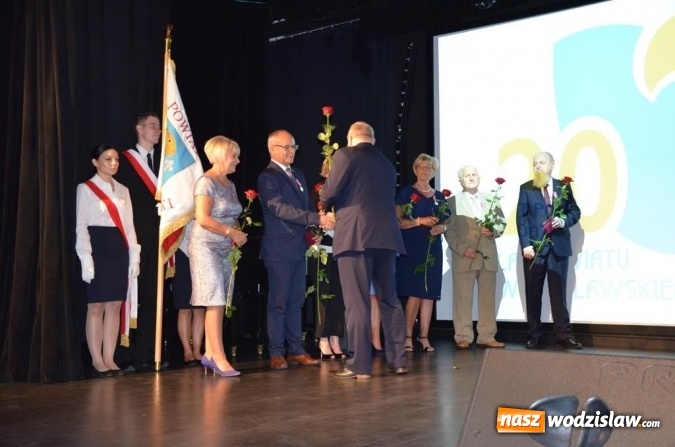 Zdjęcie w galerii na portalu naszwodzislaw.com: 20 lat za nami. Uroczysta sesja Rady Powiatu Wodzisławskiego wiadomości z regionu