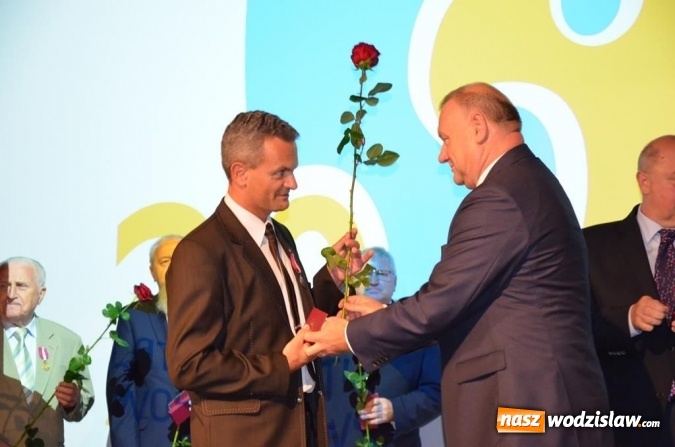 Zdjęcie w galerii na portalu naszwodzislaw.com: 20 lat za nami. Uroczysta sesja Rady Powiatu Wodzisławskiego wiadomości z regionu