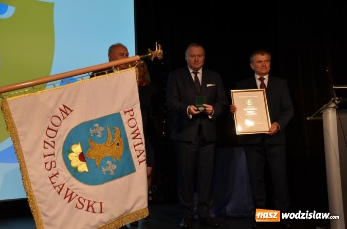 Zdjęcie w galerii na portalu naszwodzislaw.com: 20 lat za nami. Uroczysta sesja Rady Powiatu Wodzisławskiego wiadomości z regionu