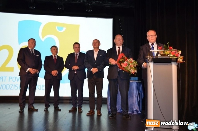 Zdjęcie w galerii na portalu naszwodzislaw.com: 20 lat za nami. Uroczysta sesja Rady Powiatu Wodzisławskiego wiadomości z regionu