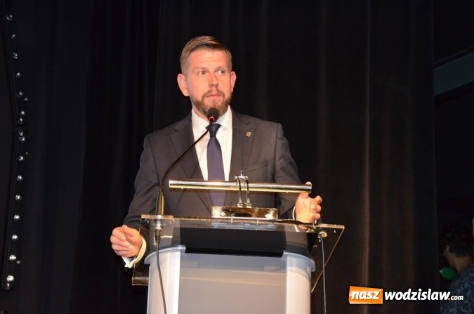 Zdjęcie w galerii na portalu naszwodzislaw.com: 20 lat za nami. Uroczysta sesja Rady Powiatu Wodzisławskiego wiadomości z regionu