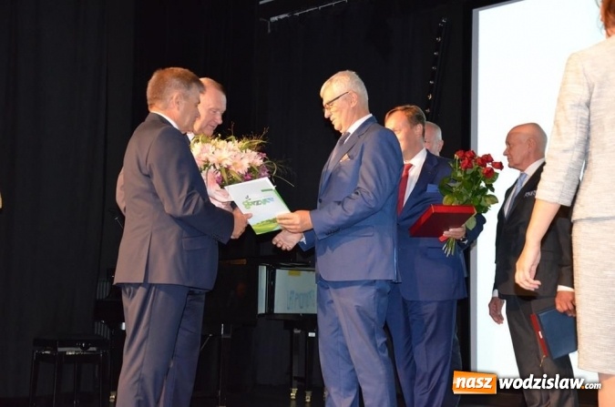 Zdjęcie w galerii na portalu naszwodzislaw.com: 20 lat za nami. Uroczysta sesja Rady Powiatu Wodzisławskiego wiadomości z regionu