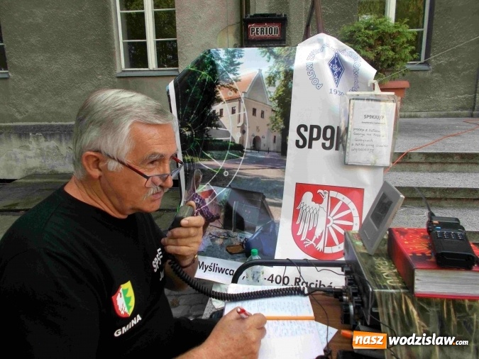 Zdjęcie w galerii na portalu naszwodzislaw.com: Ekspedycja Gorzyce. Krótkofalowcy uczcili rocznicę urodzin grafa von Arco  wiadomości z regionu