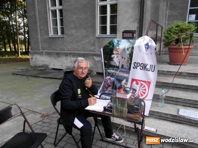Zdjęcie w galerii na portalu naszwodzislaw.com: Ekspedycja Gorzyce. Krótkofalowcy uczcili rocznicę urodzin grafa von Arco  wiadomości z regionu