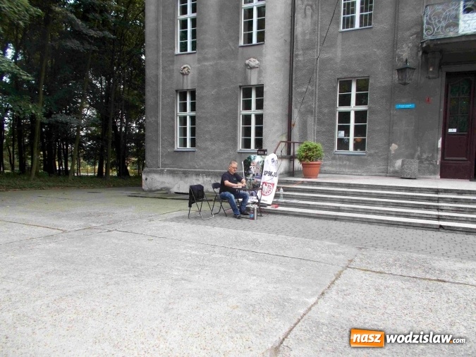 Zdjęcie w galerii na portalu naszwodzislaw.com: Ekspedycja Gorzyce. Krótkofalowcy uczcili rocznicę urodzin grafa von Arco  wiadomości z regionu