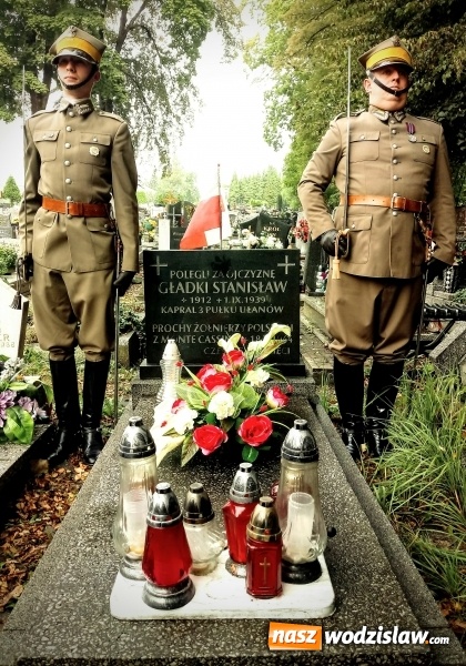 Zdjęcie w galerii na portalu naszwodzislaw.com: Wodzisławianie pamiętali o bohaterach września, ale zastali smutny widok  wiadomości z regionu