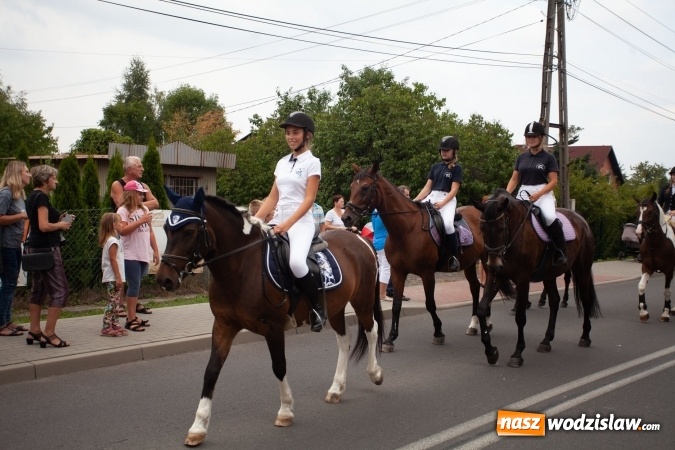 Zdjęcie w galerii na portalu naszwodzislaw.com: Kolorowe i wesołe dożynki w Radlinie wiadomości z regionu