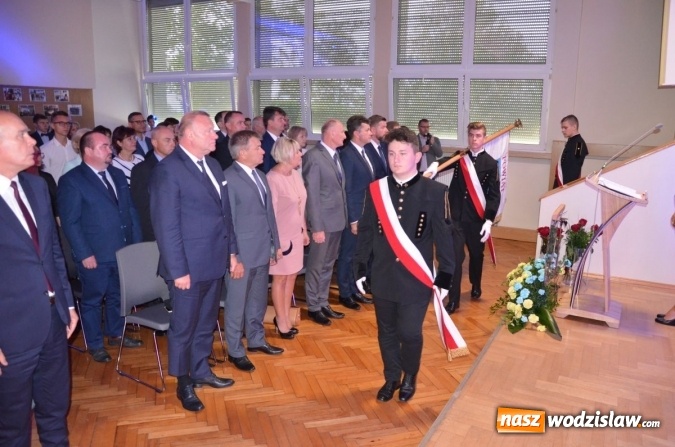 Zdjęcie w galerii na portalu naszwodzislaw.com: Powiatowa inauguracja nowego roku szkolnego w wodzisławskim CKZiU wiadomości z regionu