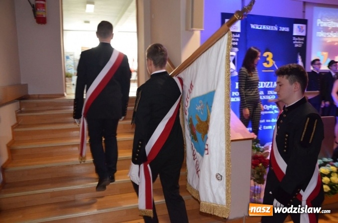 Zdjęcie w galerii na portalu naszwodzislaw.com: Powiatowa inauguracja nowego roku szkolnego w wodzisławskim CKZiU wiadomości z regionu