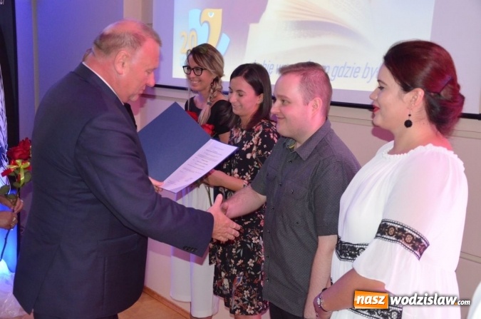 Zdjęcie w galerii na portalu naszwodzislaw.com: Powiatowa inauguracja nowego roku szkolnego w wodzisławskim CKZiU wiadomości z regionu
