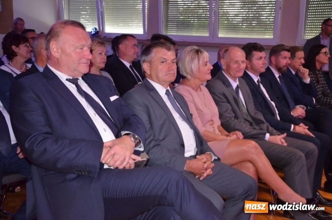 Zdjęcie w galerii na portalu naszwodzislaw.com: Powiatowa inauguracja nowego roku szkolnego w wodzisławskim CKZiU wiadomości z regionu