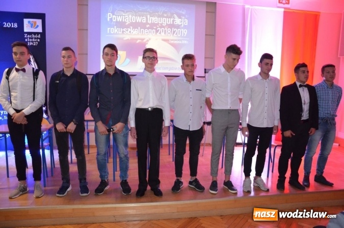 Zdjęcie w galerii na portalu naszwodzislaw.com: Powiatowa inauguracja nowego roku szkolnego w wodzisławskim CKZiU wiadomości z regionu