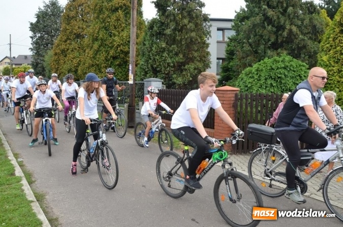 Zdjęcie w galerii na portalu naszwodzislaw.com: Rekordowy rajd rowerowy drogami powiatu wiadomości z regionu