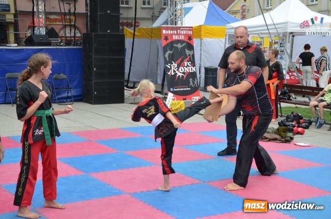 Zdjęcie w galerii na portalu naszwodzislaw.com: Przeżyjmy to jeszcze raz, czyli fotorelacja z Transgranicznego Festiwalu Kultury wiadomości z regionu