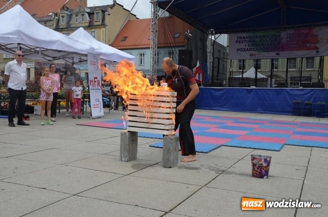 Zdjęcie w galerii na portalu naszwodzislaw.com: Przeżyjmy to jeszcze raz, czyli fotorelacja z Transgranicznego Festiwalu Kultury wiadomości z regionu