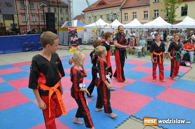 Zdjęcie w galerii na portalu naszwodzislaw.com: Przeżyjmy to jeszcze raz, czyli fotorelacja z Transgranicznego Festiwalu Kultury wiadomości z regionu