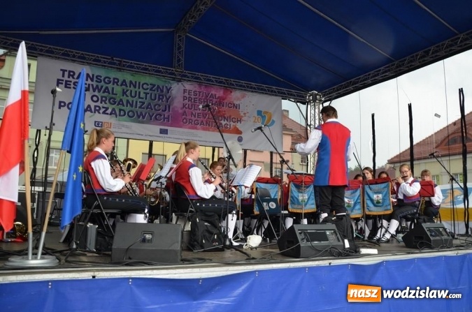 Zdjęcie w galerii na portalu naszwodzislaw.com: Przeżyjmy to jeszcze raz, czyli fotorelacja z Transgranicznego Festiwalu Kultury wiadomości z regionu