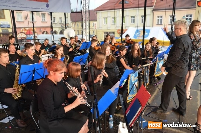 Zdjęcie w galerii na portalu naszwodzislaw.com: Przeżyjmy to jeszcze raz, czyli fotorelacja z Transgranicznego Festiwalu Kultury wiadomości z regionu