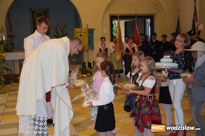 Zdjęcie w galerii na portalu naszwodzislaw.com: Rekordowy korowód na dożynkach gminy Mszana wiadomości z regionu