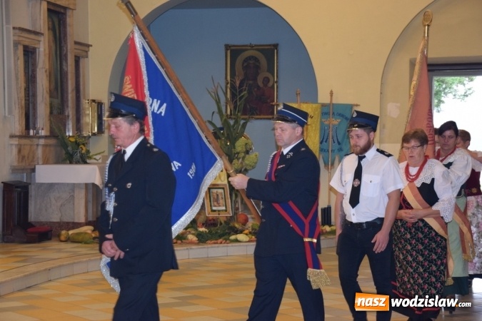 Zdjęcie w galerii na portalu naszwodzislaw.com: Rekordowy korowód na dożynkach gminy Mszana wiadomości z regionu