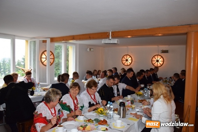 Zdjęcie w galerii na portalu naszwodzislaw.com: Rekordowy korowód na dożynkach gminy Mszana wiadomości z regionu