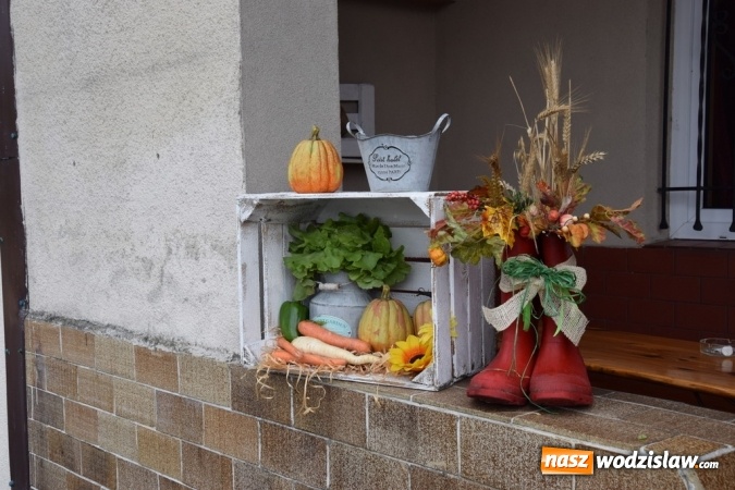 Zdjęcie w galerii na portalu naszwodzislaw.com: Rekordowy korowód na dożynkach gminy Mszana wiadomości z regionu