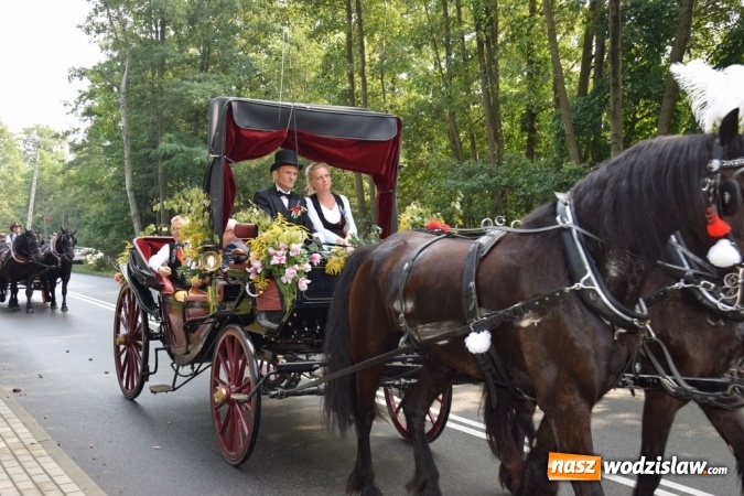 Zdjęcie w galerii na portalu naszwodzislaw.com: Rekordowy korowód na dożynkach gminy Mszana wiadomości z regionu