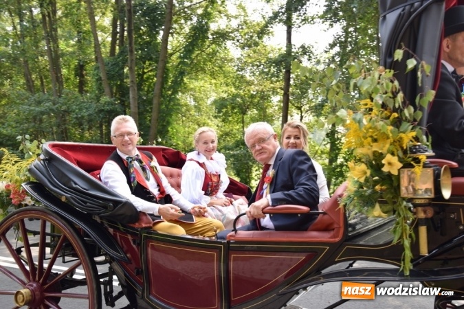 Zdjęcie w galerii na portalu naszwodzislaw.com: Rekordowy korowód na dożynkach gminy Mszana wiadomości z regionu
