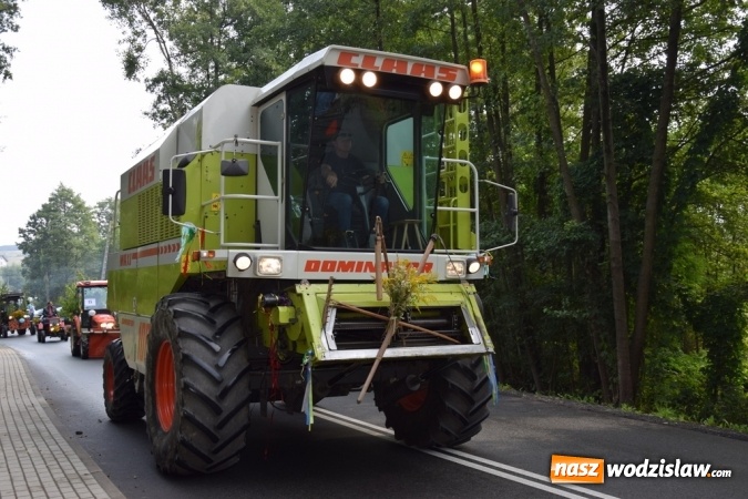 Zdjęcie w galerii na portalu naszwodzislaw.com: Rekordowy korowód na dożynkach gminy Mszana wiadomości z regionu