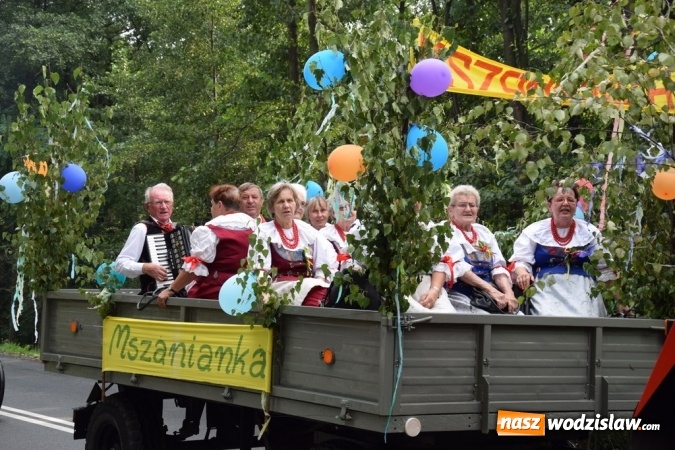 Zdjęcie w galerii na portalu naszwodzislaw.com: Rekordowy korowód na dożynkach gminy Mszana wiadomości z regionu