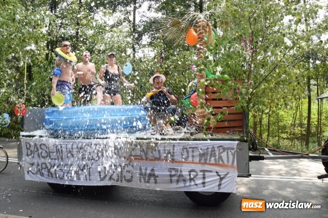 Zdjęcie w galerii na portalu naszwodzislaw.com: Rekordowy korowód na dożynkach gminy Mszana wiadomości z regionu