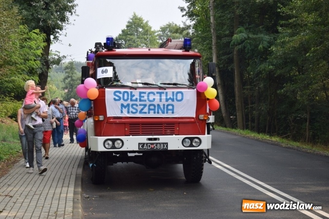 Zdjęcie w galerii na portalu naszwodzislaw.com: Rekordowy korowód na dożynkach gminy Mszana wiadomości z regionu
