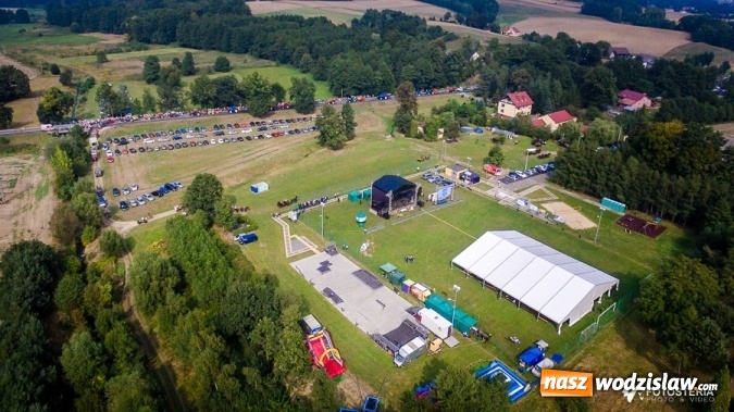 Zdjęcie w galerii na portalu naszwodzislaw.com: Rekordowy korowód na dożynkach gminy Mszana wiadomości z regionu