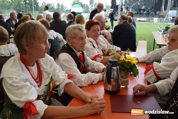 Zdjęcie w galerii na portalu naszwodzislaw.com: Rekordowy korowód na dożynkach gminy Mszana wiadomości z regionu