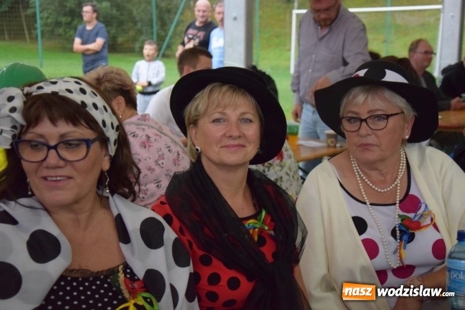 Zdjęcie w galerii na portalu naszwodzislaw.com: Rekordowy korowód na dożynkach gminy Mszana wiadomości z regionu