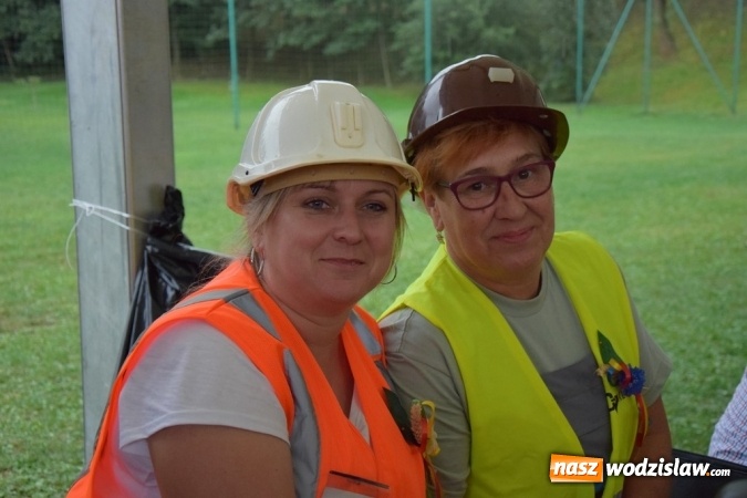 Zdjęcie w galerii na portalu naszwodzislaw.com: Rekordowy korowód na dożynkach gminy Mszana wiadomości z regionu